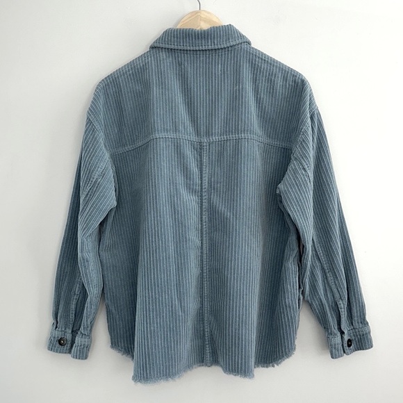 ZARA Cropped Corduroy Overshirt - Picture 8 of 13
